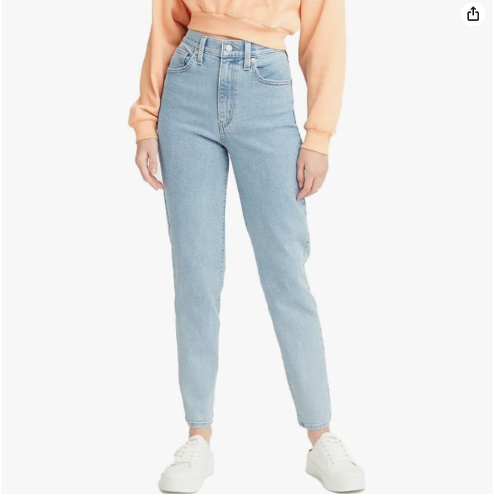 Levi's High Waisted Mom Jeans in Summer Stray (Light Wash) Size 25 NWT